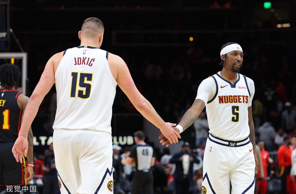 低位背打以 低位背打以