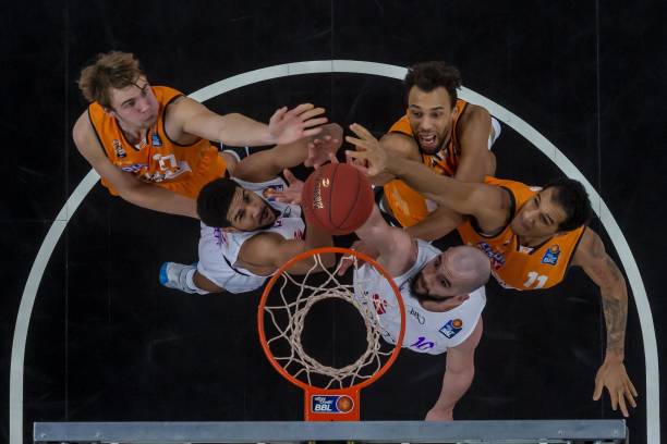 家族和皇家 家族和皇家