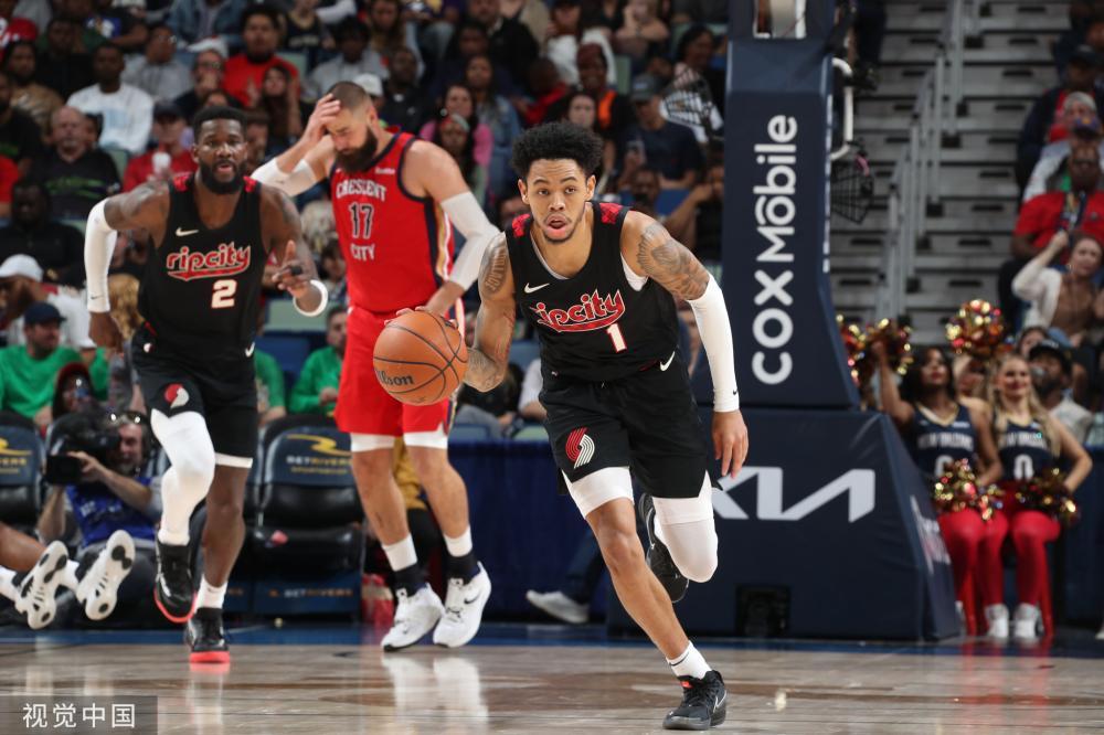 也影响到他 也影响到他